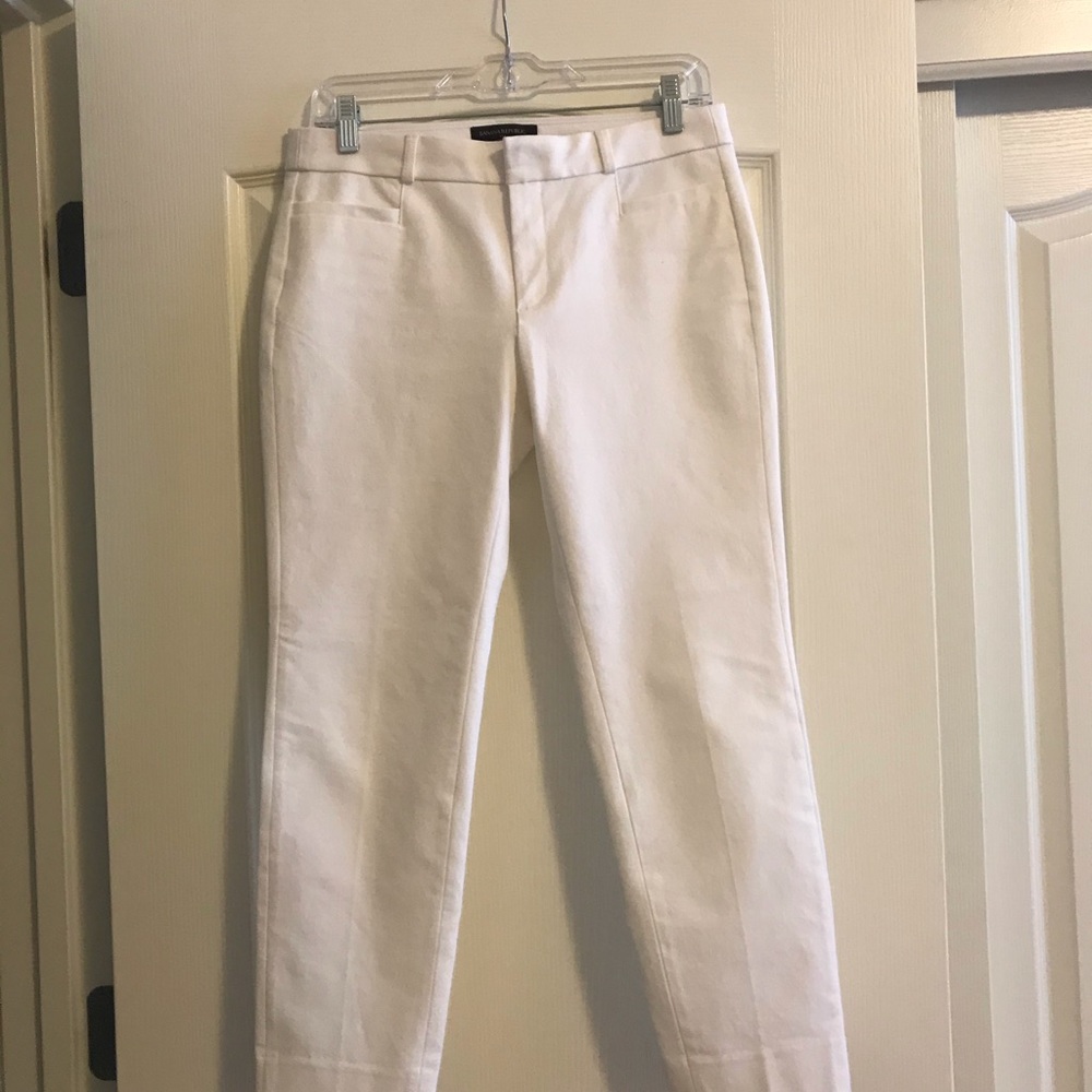 Women’s white ankle pant
